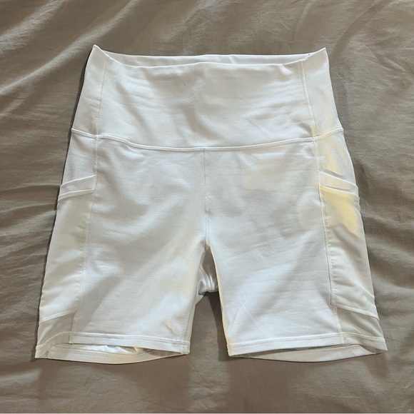 Fabletics Shorts Fabletics White Onthego Gym Shorts Poshmark